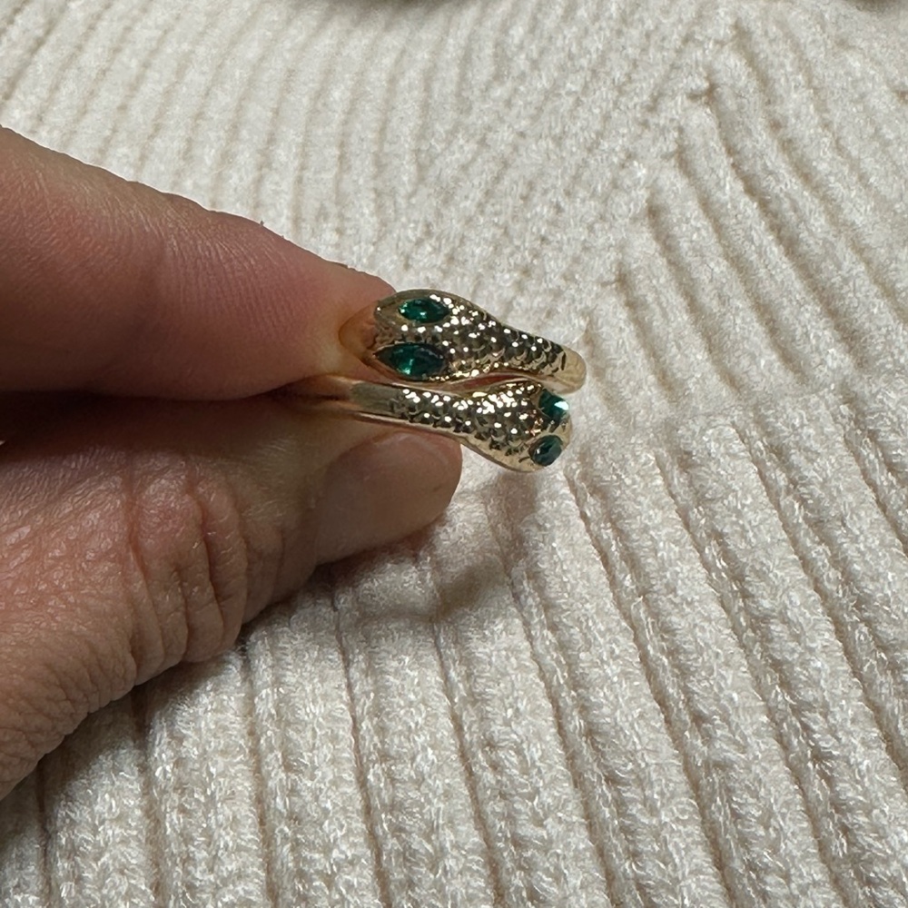Double snake Boutique ring